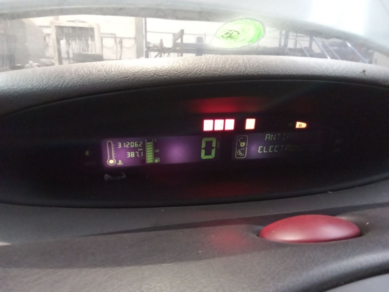 citroen xsara picasso del año 2001