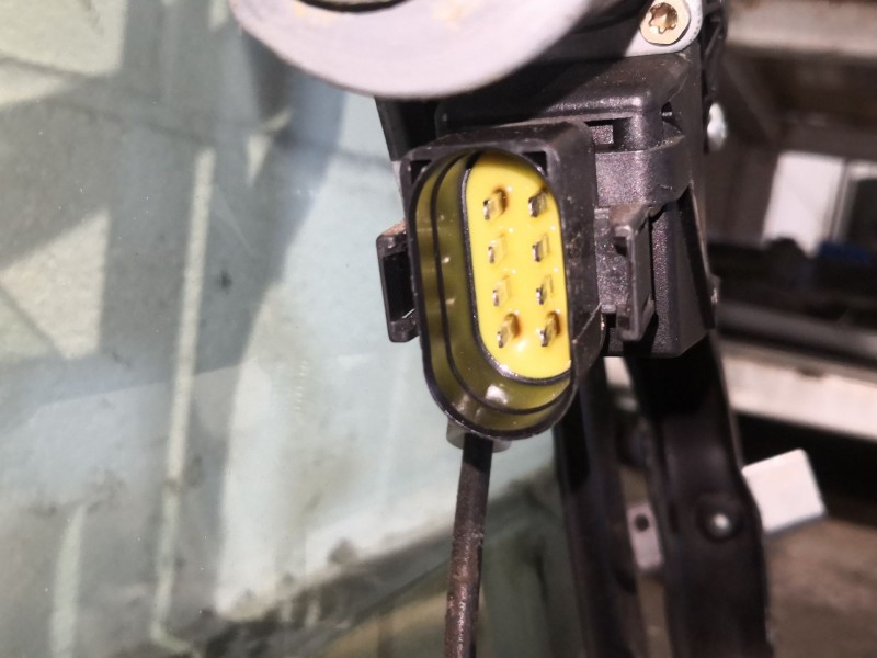 Recambio de elevalunas delantero izquierdo para audi a3 (8l) 1.6 ambiente referencia OEM IAM 8L3837753  