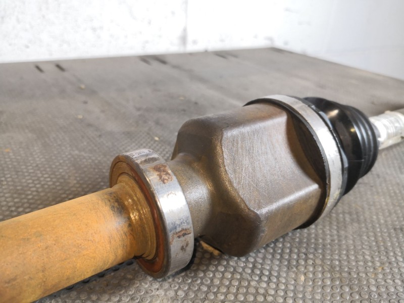 Recambio de transmision delantera derecha para renault clio iii  | 0.05 - ...  | 0.05 - ... referencia OEM IAM 8200499586  