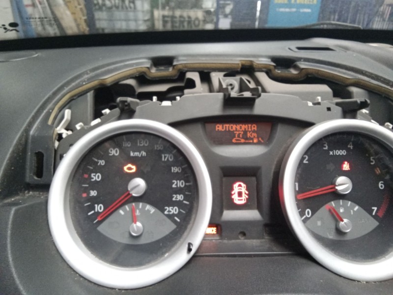 renault megane ii berlina 3p 1.6 16v | 0.02 - 0.09 del año 2005