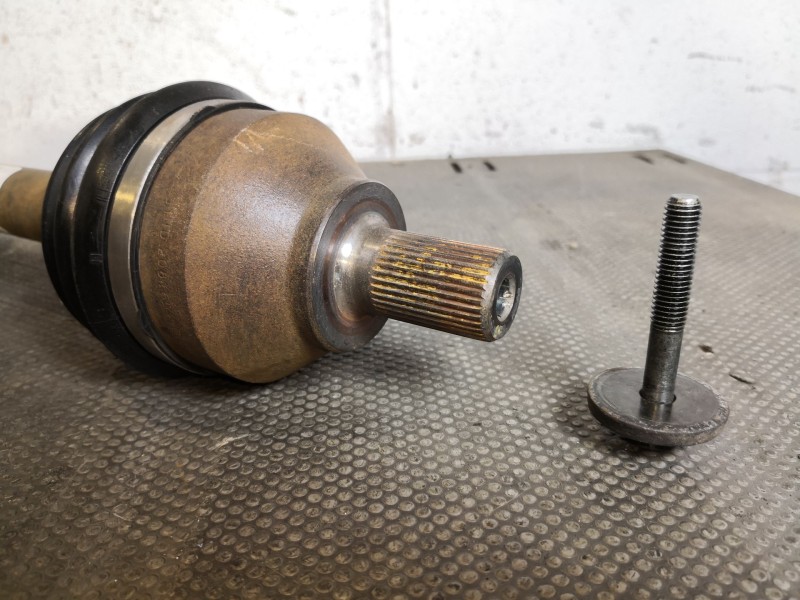 Recambio de transmision delantera izquierda para volvo s40 berlina  | 0.03 - ...  | 0.03 - ... referencia OEM IAM   