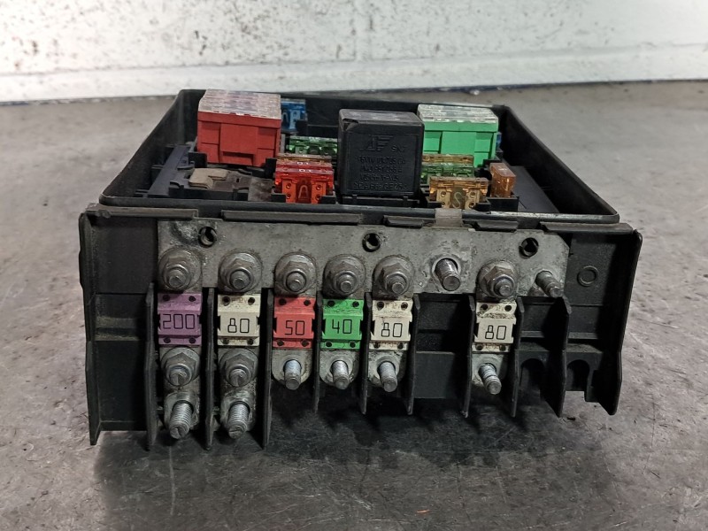 Recambio de caja reles fusibles para volkswagen jetta (1k2)  | 0.05 - ...  | 0.05 - ... referencia OEM IAM   