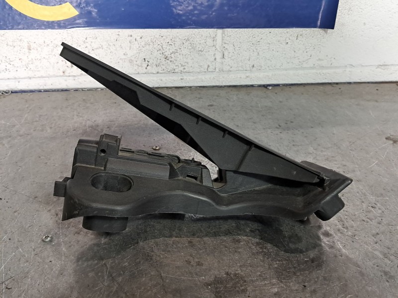 Recambio de potenciometro pedal para volkswagen jetta (1k2)  | 0.05 - ...  | 0.05 - ... referencia OEM IAM 1K1721503P  