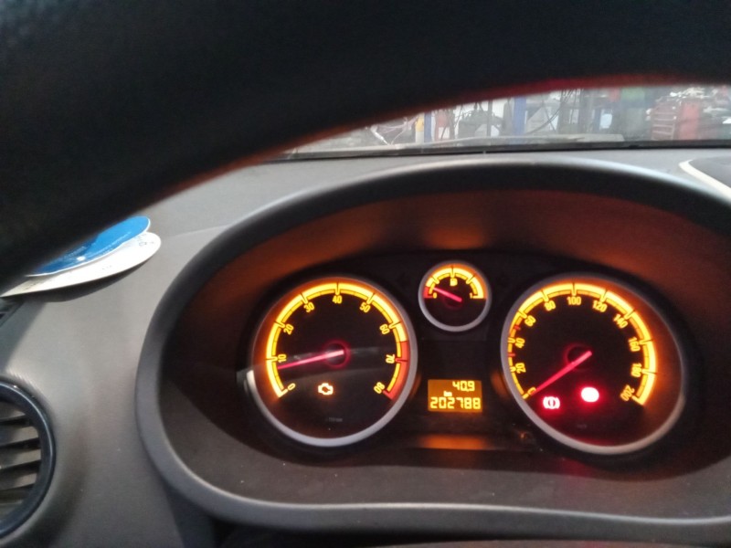 opel corsa d 1.4 16v | 0.06 - ... del año 2007
