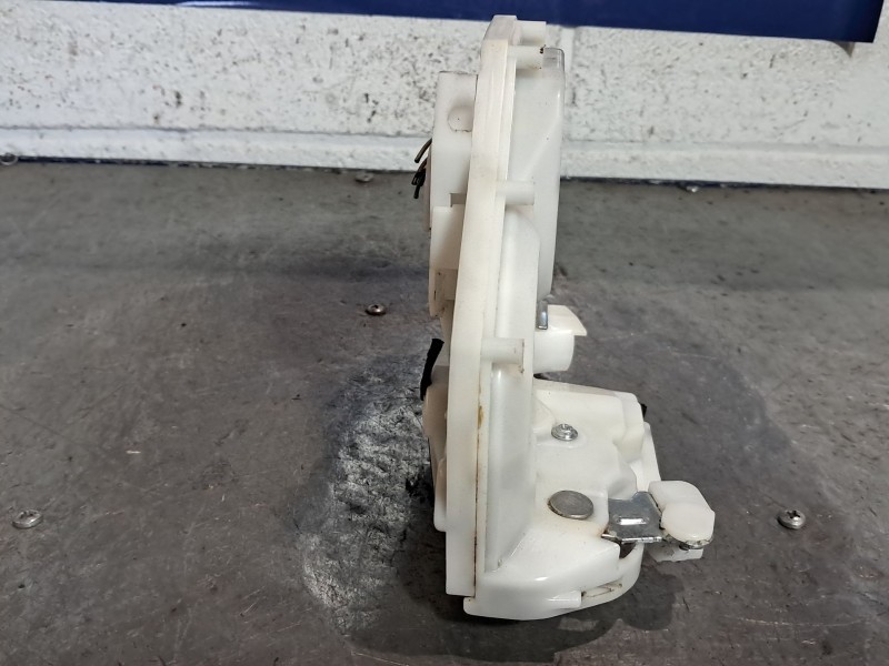 Recambio de cerradura puerta delantera izquierda para fiat sedici (189) referencia OEM IAM   