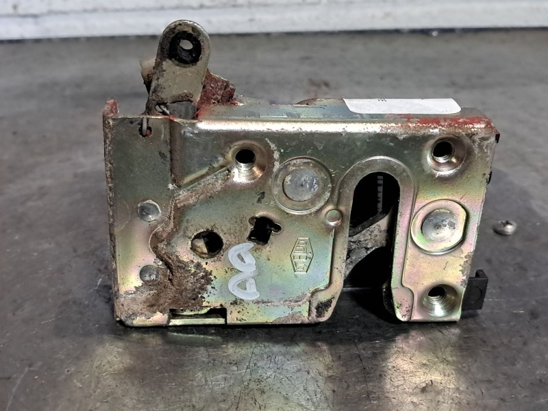 Recambio de cerradura puerta delantera derecha para peugeot 205 205 sr 1.3 referencia OEM IAM   