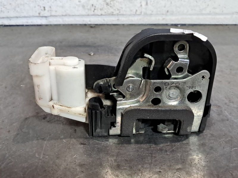 Recambio de cerradura puerta delantera derecha para alfa romeo 147 (190) 1.6 16v cat referencia OEM IAM   