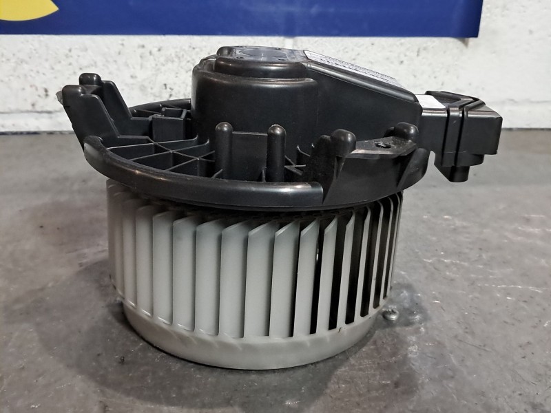 Recambio de motor calefaccion para fiat sedici (189) referencia OEM IAM 2727000311  
