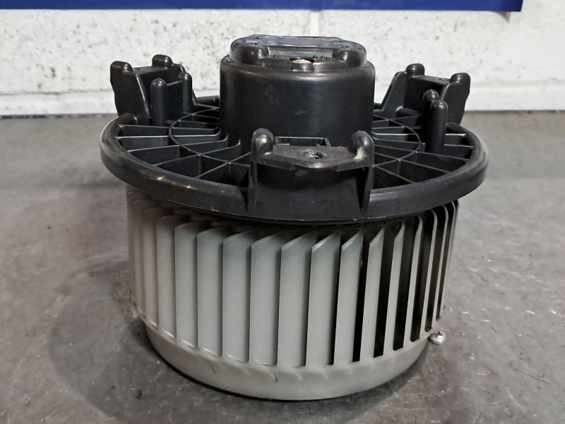 Recambio de motor calefaccion para fiat sedici (189) referencia OEM IAM 2727000311  