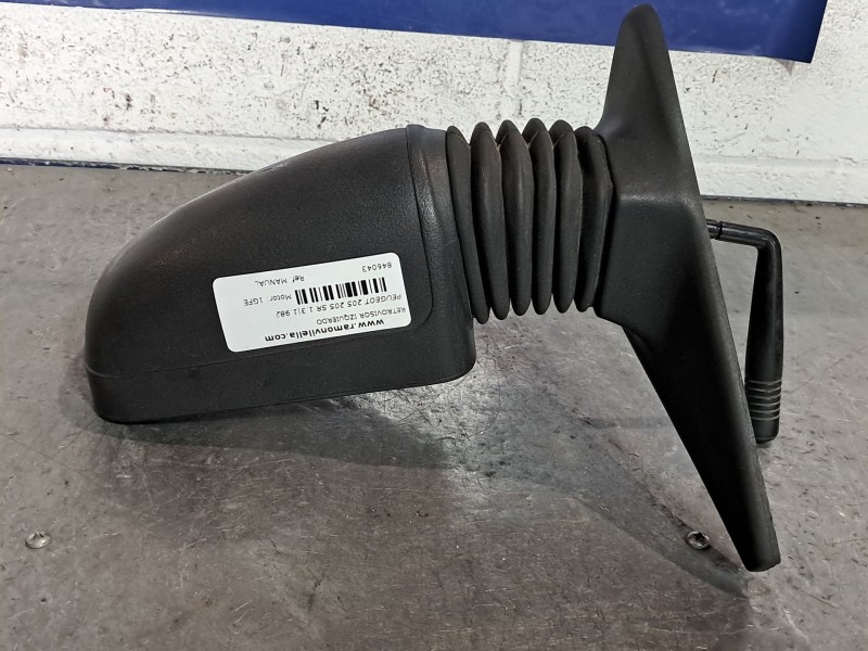 Recambio de retrovisor izquierdo para peugeot 205 205 sr 1.3 referencia OEM IAM MANUAL  