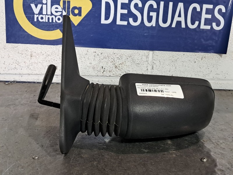Recambio de retrovisor izquierdo para peugeot 205 205 sr 1.3 referencia OEM IAM MANUAL  