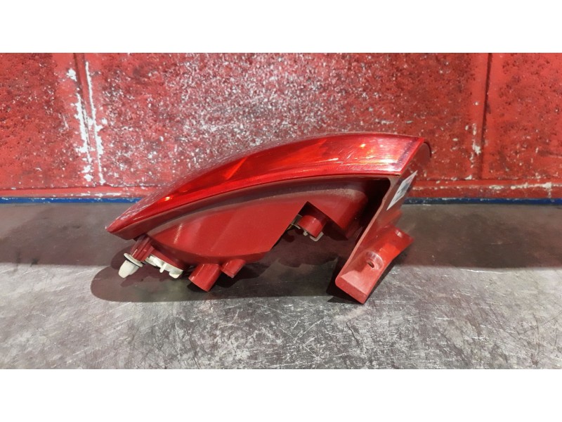 Recambio de piloto trasero derecho para chevrolet lacetti  | 0.05 - ...  | 0.05 - ... referencia OEM IAM    Recambio de piloto trasero derecho para chevrolet lacetti  | 0.05 - ...  | 0.05 - ... referencia OEM IAM