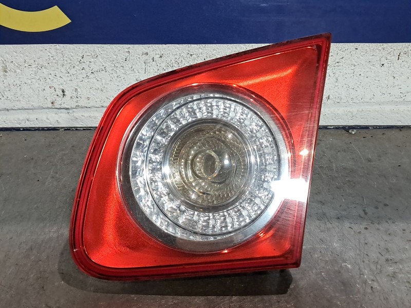 Recambio de piloto porton derecho para volkswagen jetta (1k2)  | 0.05 - ...  | 0.05 - ... referencia OEM IAM   