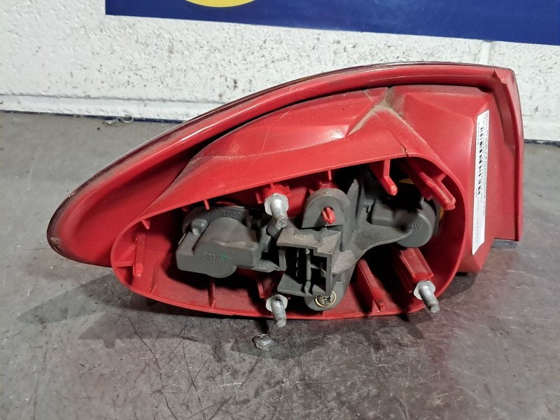 Recambio de piloto trasero derecho para alfa romeo 147 (190) 1.6 16v cat referencia OEM IAM   