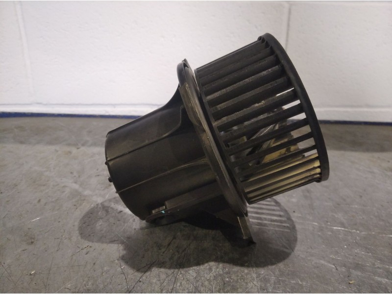 Recambio de motor calefaccion para citroen c4 coupe 1.6 16v hdi fap referencia OEM IAM B9506  