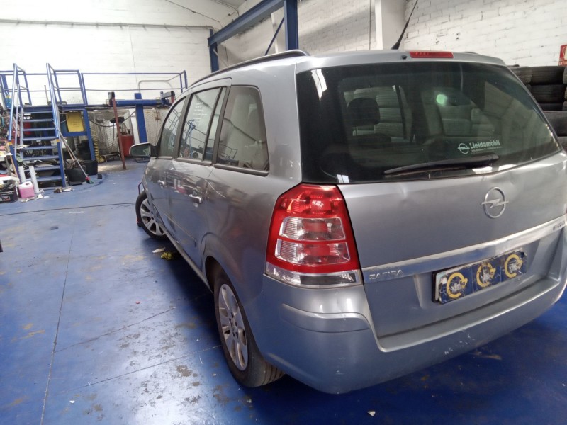 opel zafira b  | 0.05 - ... del año 2007