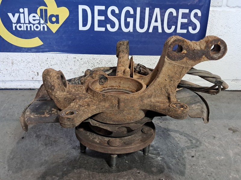 Recambio de mangueta delantera izquierda para toyota rav 4 (a2) referencia OEM IAM   