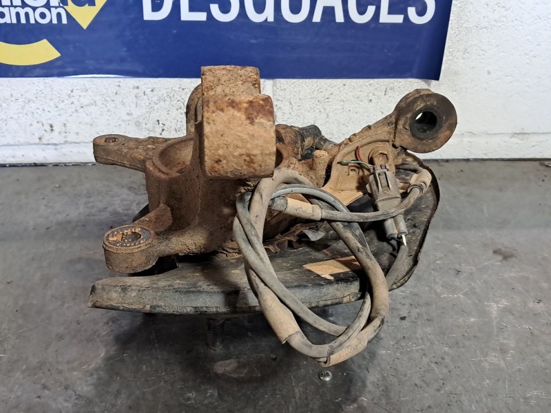 Recambio de mangueta delantera izquierda para toyota rav 4 (a2) referencia OEM IAM   