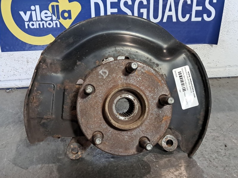 Recambio de mangueta delantera derecha para toyota rav 4 (a2) referencia OEM IAM   