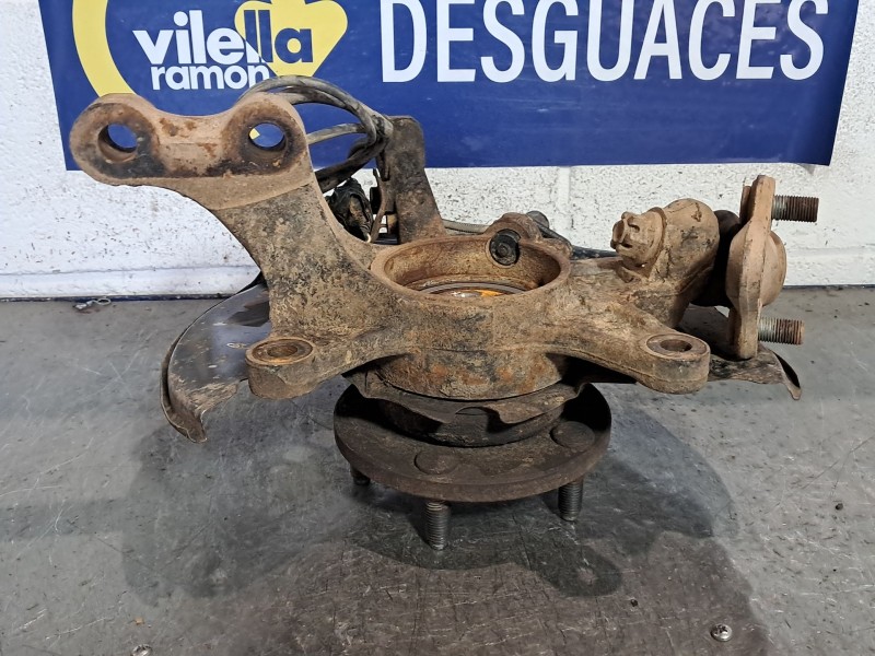 Recambio de mangueta delantera derecha para toyota rav 4 (a2) referencia OEM IAM   