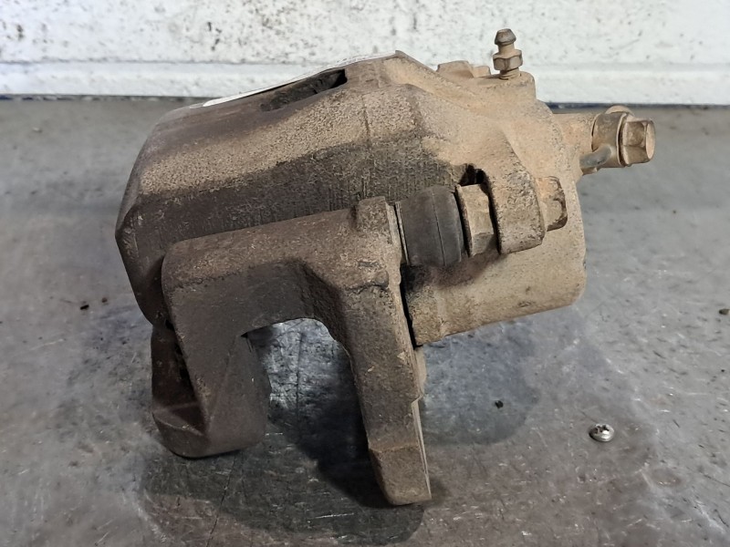 Recambio de pinza freno delantera derecha para toyota rav 4 (a2) referencia OEM IAM   