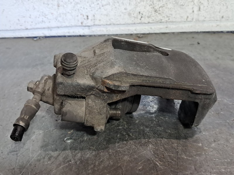 Recambio de pinza freno delantera derecha para volkswagen jetta (1k2)  | 0.05 - ...  | 0.05 - ... referencia OEM IAM   