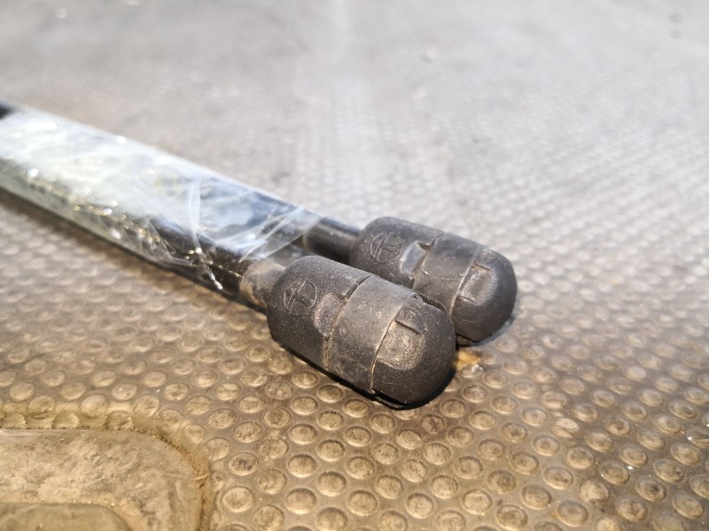 Recambio de amortiguador maletero porton para fiat sedici (189) referencia OEM IAM   