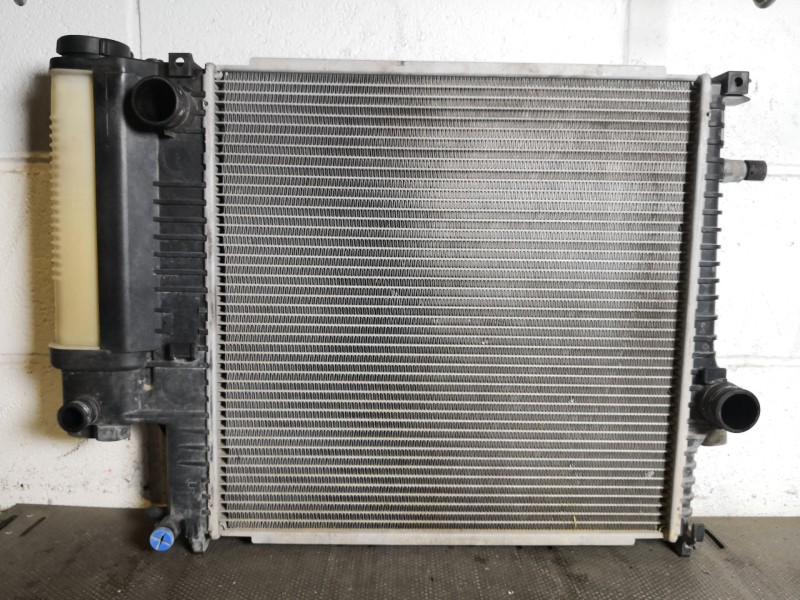 Recambio de radiador agua para bmw serie 3 coupe (e36) referencia OEM IAM    Recambio de radiador agua para bmw serie 3 coupe (e36) referencia OEM IAM