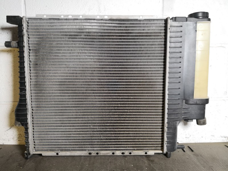 Recambio de radiador agua para bmw serie 3 coupe (e36) referencia OEM IAM    Recambio de radiador agua para bmw serie 3 coupe (e36) referencia OEM IAM
