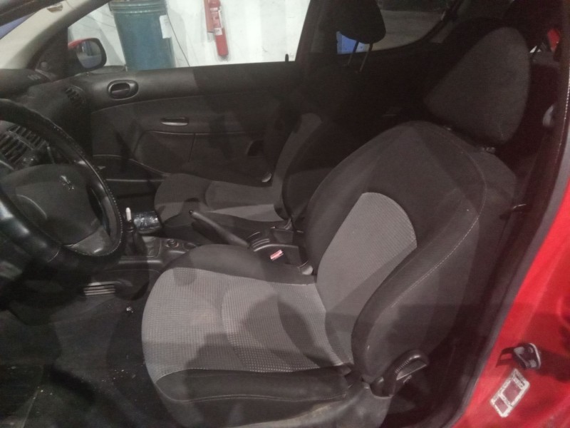 peugeot 206 berlina 1.4 | 0.98 - ... del año 2004