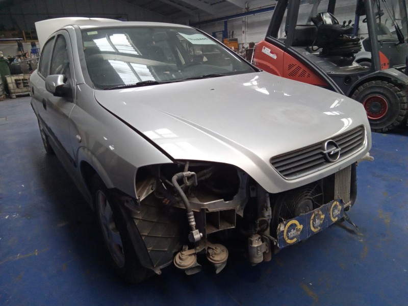 opel astra g berlina  | 0.98 - 0.04 del año 2000