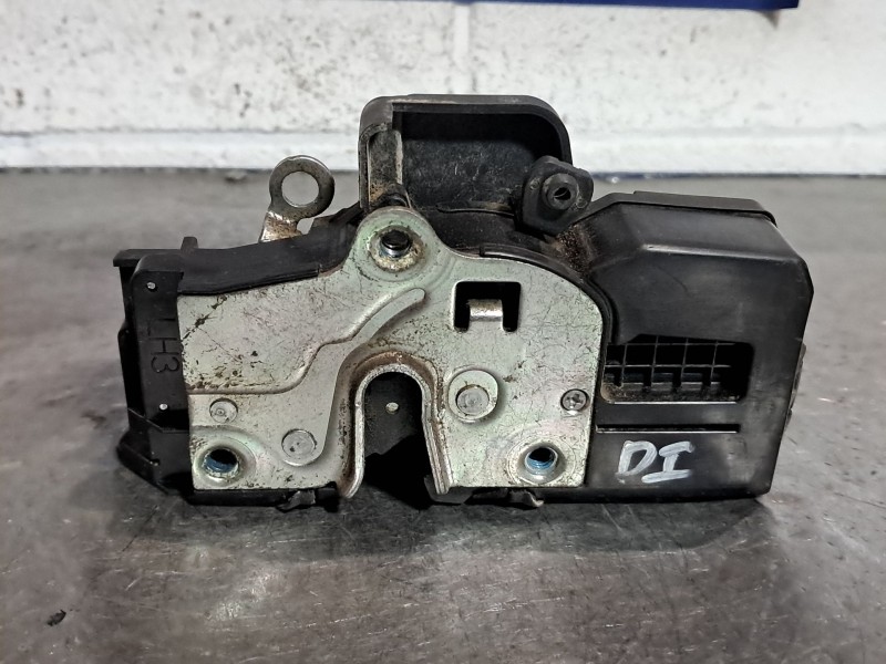 Recambio de cerradura puerta delantera izquierda para chevrolet captiva 2.0 vcdi ls referencia OEM IAM   