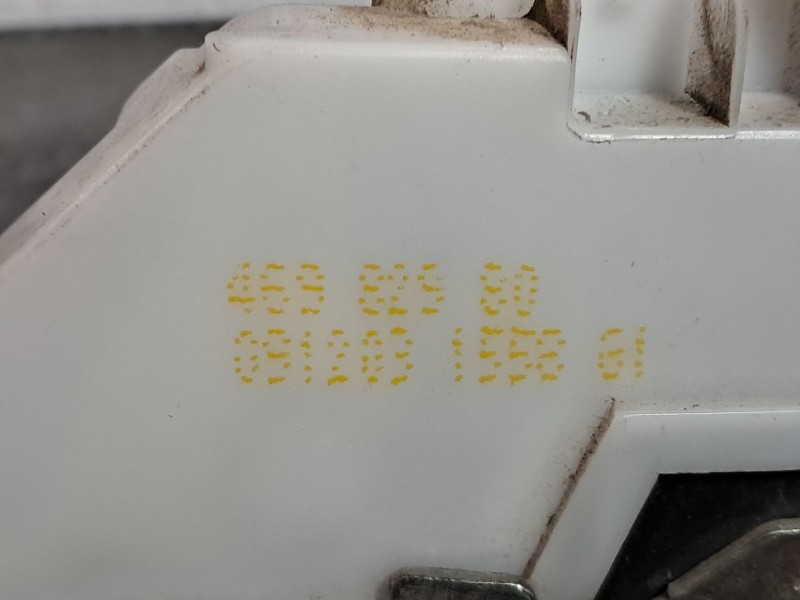 Recambio de cerradura puerta delantera izquierda para citroen c3 1.1 sx referencia OEM IAM 46982980  