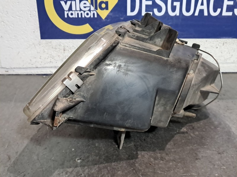 Recambio de faro derecho para peugeot 405 405 gr 1.9 referencia OEM IAM   