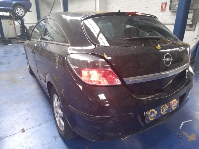 opel astra gtc  | 0.04 - 0.08 del año 2008