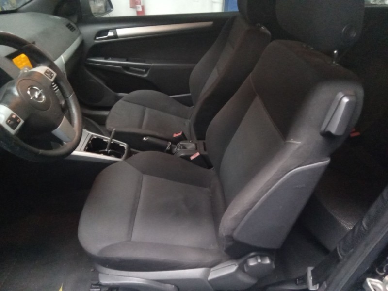 opel astra gtc  | 0.04 - 0.08 del año 2008