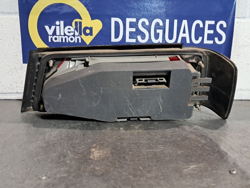 Recambio de piloto trasero izquierdo para peugeot 405 405 gr 1.9 referencia OEM IAM   