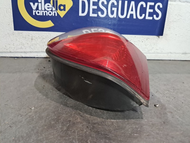 Recambio de piloto trasero izquierdo para opel zafira 2.0 di 16v comfort referencia OEM IAM   