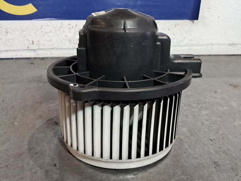 Recambio de motor calefaccion para chevrolet captiva 2.0 vcdi ls referencia OEM IAM 7G061  