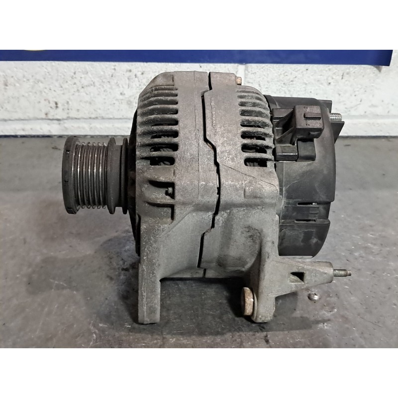 Recambio de alternador para seat cordoba berlina (6k2) 1.9 tdi referencia OEM IAM 0123320038 028903028J 14V 90A