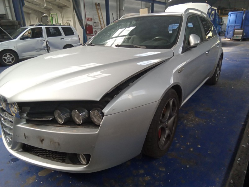 alfa romeo 159 (140) del año 2010