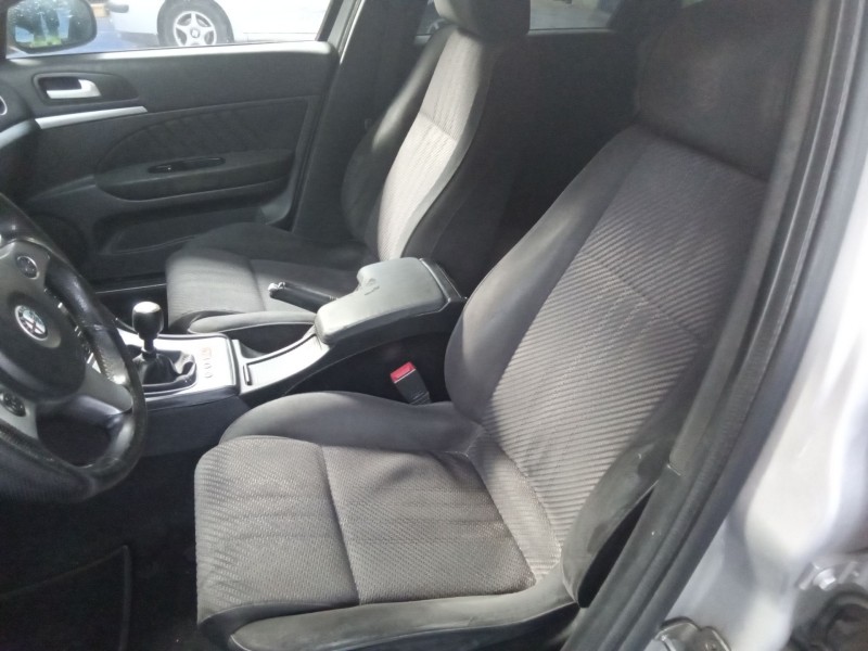 alfa romeo 159 (140) del año 2010