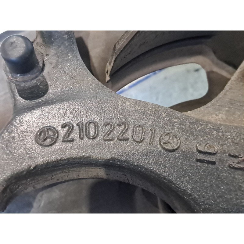 Recambio de mangueta delantera izquierda para mercedes clase e (w210) berlina diesel 2.9 turbodiesel cat referencia OEM IAM 2102