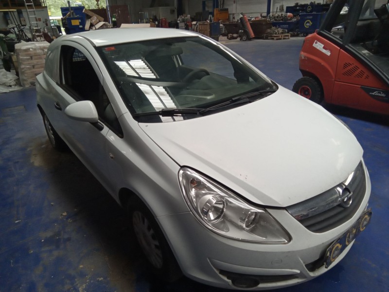 opel corsa d del año 2009