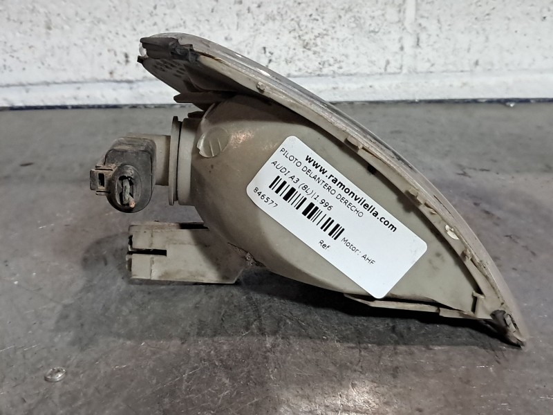 Recambio de piloto delantero derecho para audi a3 (8l) 1.9 tdi referencia OEM IAM   