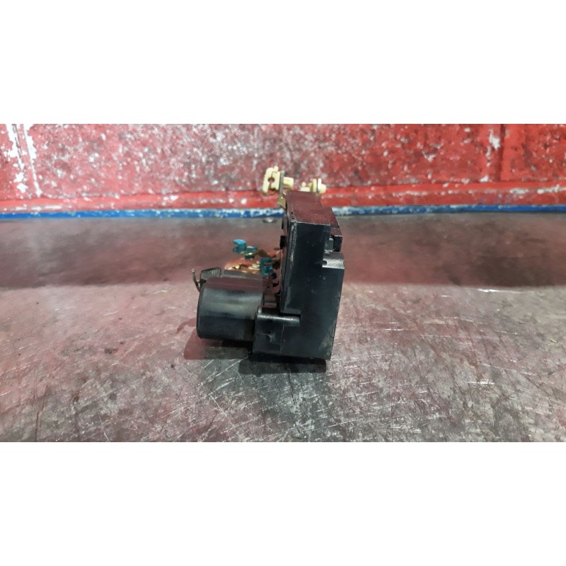 Recambio de cerra. puer. delantero derecha para chevrolet lacetti  | 0.05 - ...  | 0.05 - ... referencia OEM IAM    Recambio de cerra. puer. delantero derecha para chevrolet lacetti  | 0.05 - ...  | 0.05 - ... referencia OEM IAM