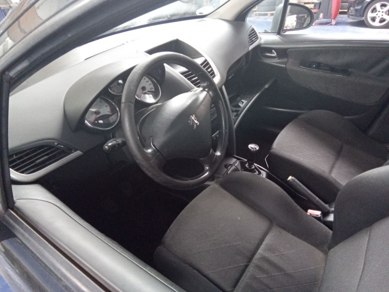 peugeot 207 sw confort 1.4 vti 16v 95 del año 2007