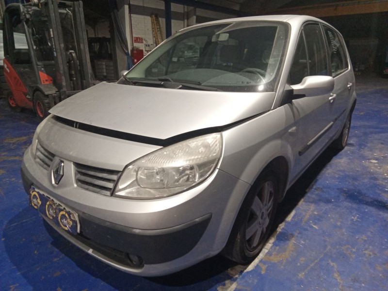 renault scenic ii del año 2006