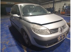 renault scenic ii del año 2006 2