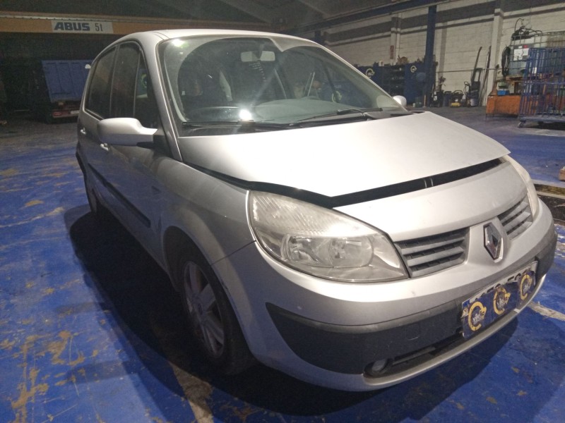 renault scenic ii del año 2006